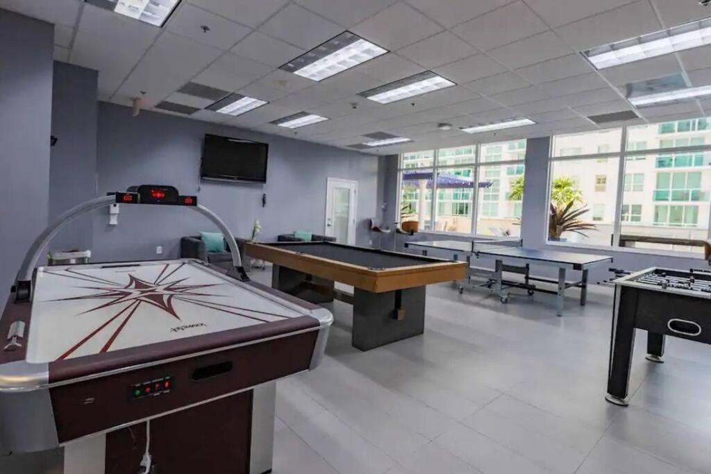 35th Floor 1 Bed 1 Bth • Brickell • Ocean View Appartement